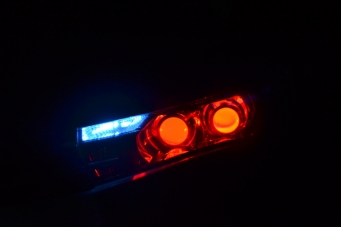 豐田卡羅拉車燈改裝4雙光透鏡歐司朗氙氣燈