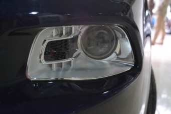 自由光車燈改裝進口海拉5透鏡歐司朗氙氣燈