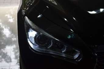 英菲尼迪Q50L車燈改裝海拉透鏡歐司朗氙氣燈